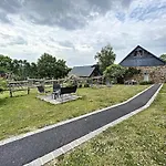 Rural Centre Manche, Calme, Jardin, Parking, 17km Des Plages Casa de Férias