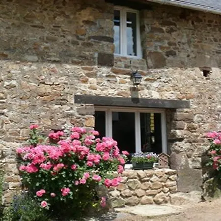 Casa de Férias Rural Centre Manche, Calme, Jardin, Parking, 17km Des Plages