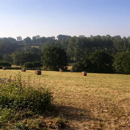 Rural Centre Manche, Calme, Jardin, Parking, 17km Des Plages *