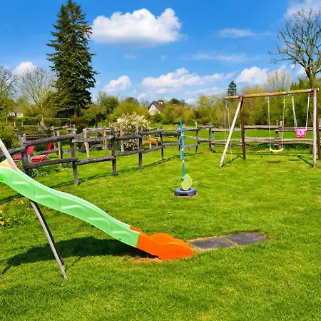 Rural Centre Manche, Calme, Jardin, Parking, 17km Des Plages * Montpinchon