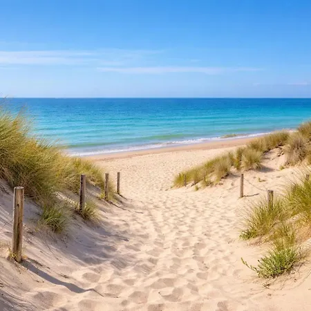 Rural Centre Manche, Calme, Jardin, Parking, 17km Des Plages * Montpinchon