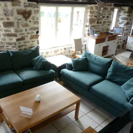 Gite La Clef Des Champs, Calme, Jardin, Parking, 3 Chambres, 17Km Des Plages 펜션 Montpinchon