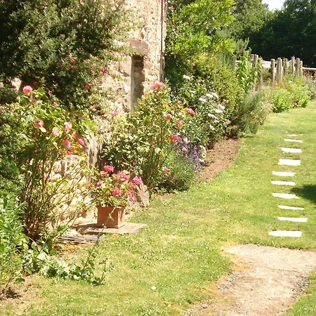 Gite La Clef Des Champs, Calme, Jardin, Parking, 3 Chambres, 17Km Des Plages Feriehus