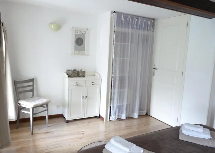 Nyaraló Rural Centre Manche, Calme, Jardin, Parking, 17km Des Plages