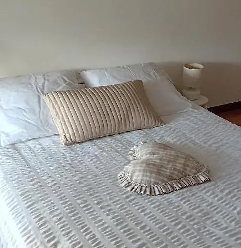 Casa de Férias Rural Centre Manche, Calme, Jardin, Parking, 17km Des Plages *