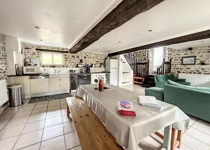 Rural Centre Manche, Calme, Jardin, Parking, 17km Des Plages