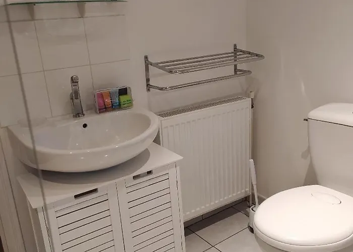 Rural Centre Manche, Calme, Jardin, Parking, 17km Des Plages Casa de Férias Montpinchon