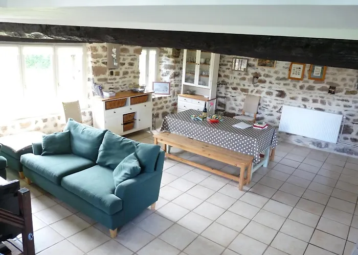 Rural Centre Manche, Calme, Jardin, Parking, 17km Des Plages Casa de Férias